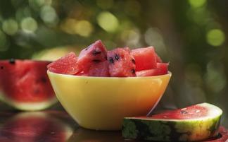 西班牙吃瓜群,揭秘西班牙美食文化圈